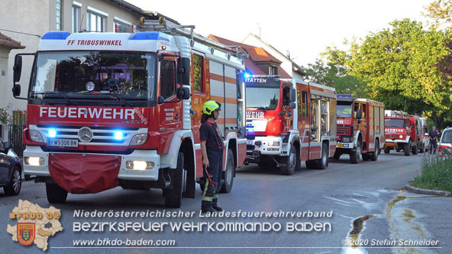 20200606 Brand in einem Tribuswinkler Einfamilienhaus Foto: © Stefan Schneider BFK Baden 20200606 Brand in einem Tribuswinkler Einfamilienhaus Foto: © Stefan Schneider BFK Baden