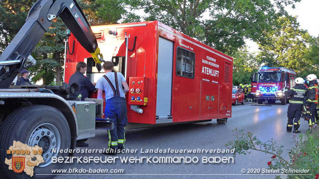 20200606 Brand in einem Tribuswinkler Einfamilienhaus Foto: © Stefan Schneider BFK Baden 20200606 Brand in einem Tribuswinkler Einfamilienhaus Foto: © Stefan Schneider BFK Baden