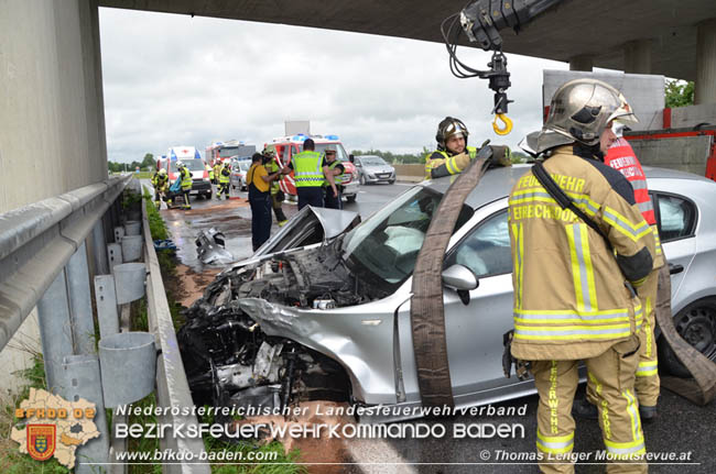 20200610 Verkehrsunfall auf der A3 bei Ebreichsdorf West  Foto: © Thomas Lenger Monatsrevue.at