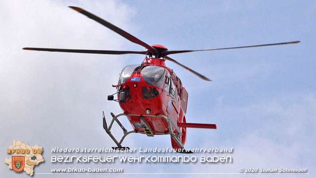 20200611 Verkehrsunfall mit 8 Verletzten auf der A2 bei Kottingbrunn RFB Süd Foto: © Stefan Schneider BFK Baden 20200611 Verkehrsunfall mit 8 Verletzten auf der A2 bei Kottingbrunn RFB Süd Foto: © Stefan Schneider BFK Baden