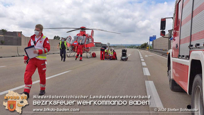 20200611 Verkehrsunfall mit 8 Verletzten auf der A2 bei Kottingbrunn RFB Süd Foto: © Stefan Schneider BFK Baden 20200611 Verkehrsunfall mit 8 Verletzten auf der A2 bei Kottingbrunn RFB Süd Foto: © Stefan Schneider BFK Baden
