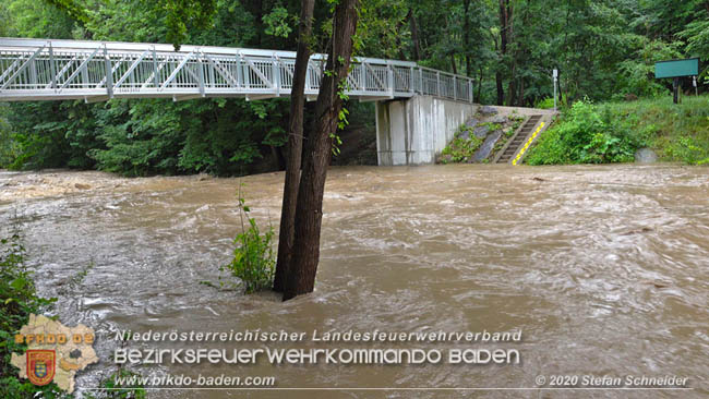 20200621 Hochwasserfhrende Schwechat im Helenental Raum Siegenfeld  Fotos:  Stefan Schneider