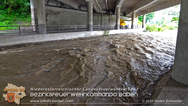 20200621 Hochwasserfhrende Schwechat und starke Regenflle Raum Klausen-Leopoldsdorf  Fotos:  Stefan Schneider