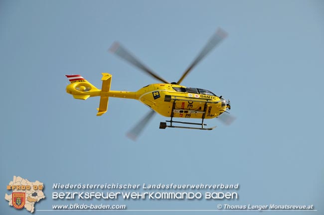 20200627 Eine schwerverletzte Person nach Explosion einer Sauerstoffflasche in Stv.Veit/Triesting Foto: © Thomas Lenger Monatsrevue.at 20200627 Eine schwerverletzte Person nach Explosion einer Sauerstoffflasche in Stv.Veit/Triesting Foto: © Thomas Lenger Monatsrevue.at