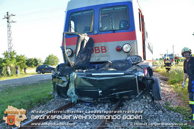 20200629 Pkw von Aspangbahn erfasst in Tattendorf Foto: © Thomas Lenger Monatsrevue.at 20200629 Pkw von Aspangbahn erfasst in Tattendorf Foto: © Thomas Lenger Monatsrevue.at