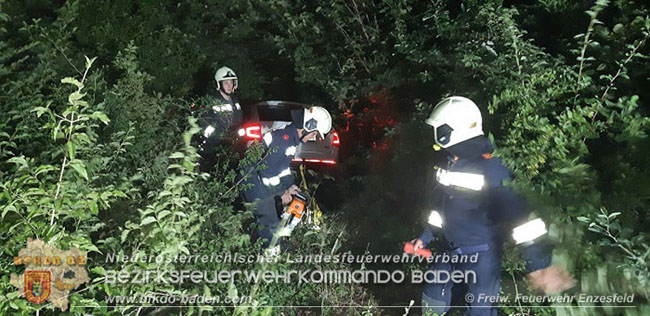 20200710 Fahrzeugbergung in Enzesfeld  Foto: © Freiwillige Feuerwehr Enzesfeld