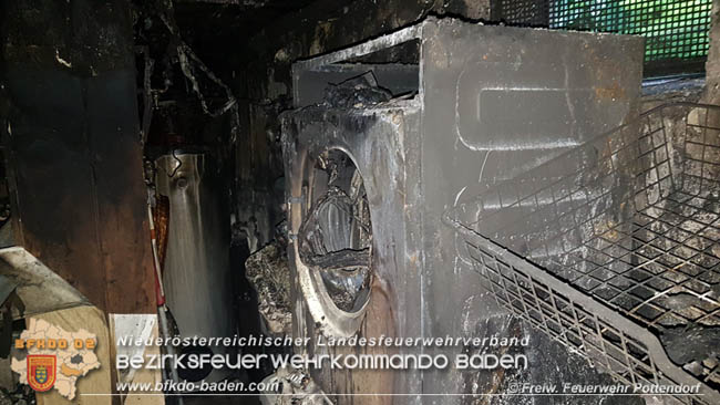 20200725 Kellerbrand in Pottendorf  Foto:  Freiwillige Feuerwehr Pottendorf