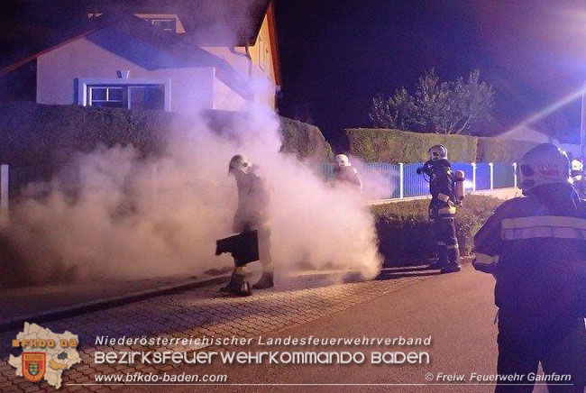 20200726 Brand eines Strom Hausanschlusskasten in Gainfarn Foto: © Freiwillige Feuerwehr Gainfarn 20200726 Brand eines Strom Hausanschlusskasten in Gainfarn Foto: © Freiwillige Feuerwehr Gainfarn