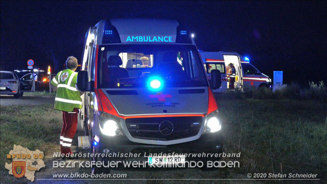 20200904 Verkehrsunfall auf der B210 im Freilandgebiet von Tribuswinkel  Foto:  Stefan Schneider