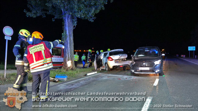 20200904 Verkehrsunfall auf der B210 im Freilandgebiet von Tribuswinkel  Foto:  Stefan Schneider