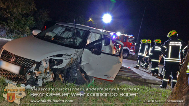 20200904 Verkehrsunfall auf der B210 im Freilandgebiet von Tribuswinkel  Foto:  Stefan Schneider