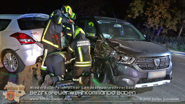 20200904 Verkehrsunfall auf der B210 im Freilandgebiet von Tribuswinkel  Foto:  Stefan Schneider