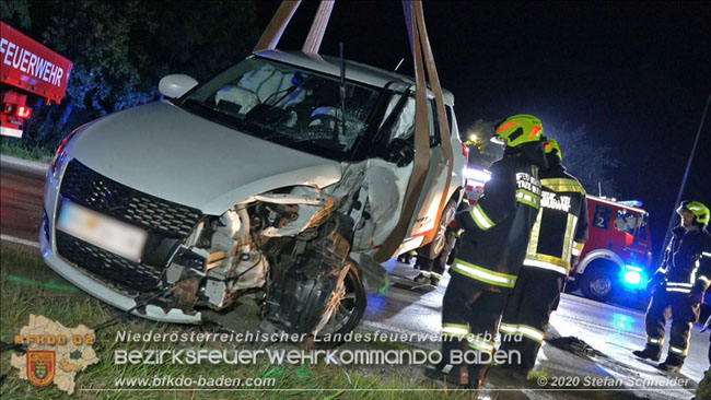 20200904 Verkehrsunfall auf der B210 im Freilandgebiet von Tribuswinkel  Foto:  Stefan Schneider