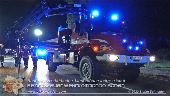 20200904 Verkehrsunfall auf der B210 im Freilandgebiet von Tribuswinkel  Foto:  Stefan Schneider