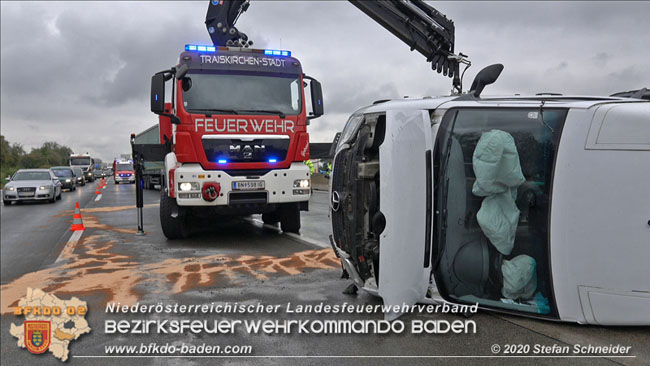 20200928 Verkehrsunfall auf der A2 Hhe Traiskirchen  Fotos:  Stefan Schneider BFK Baden