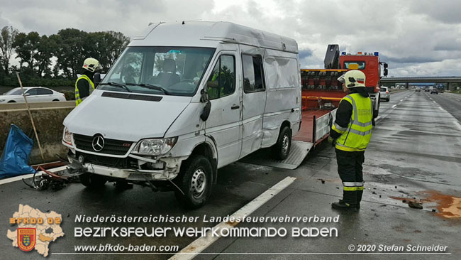 20200928 Verkehrsunfall auf der A2 Hhe Traiskirchen  Fotos:  Stefan Schneider BFK Baden