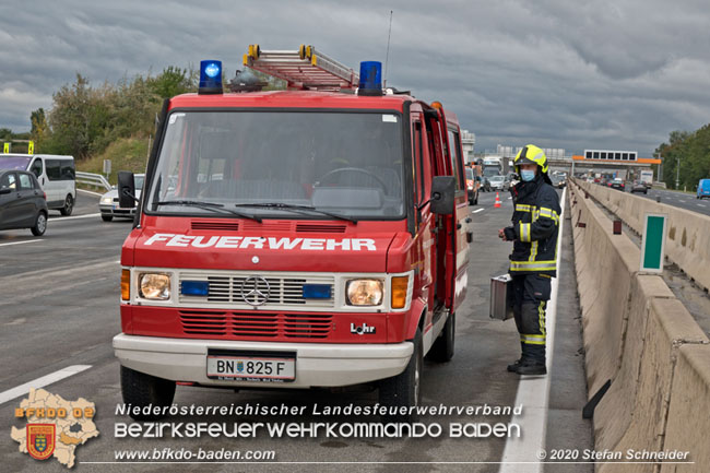 20200928 Verkehrsunfall auf der A2 Hhe Traiskirchen  Fotos:  Stefan Schneider BFK Baden