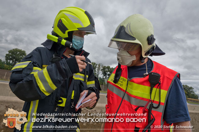 20200928 Verkehrsunfall auf der A2 Hhe Traiskirchen  Fotos:  Stefan Schneider BFK Baden