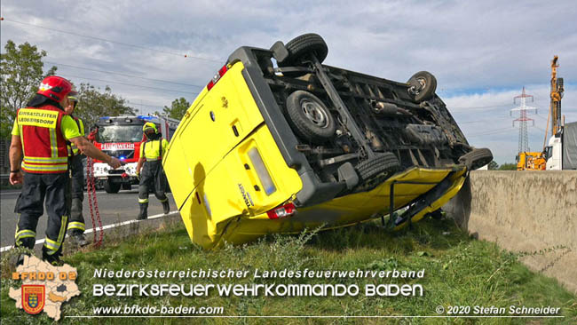 20201009 Schwerer Verkehrsunfall auf der A2 zwischen Leobersdorf und Wllersdorf  Foto:  Stefan Schneider BFK BADEN