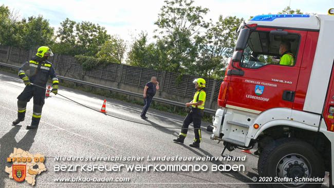 20201009 Schwerer Verkehrsunfall auf der A2 zwischen Leobersdorf und Wllersdorf  Foto:  Stefan Schneider BFK BADEN