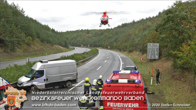 20201014 Verkehrsunfall auf der A21 zwischen Mayerling und Heiligenkreuz  Foto:  Stefan Schneider 