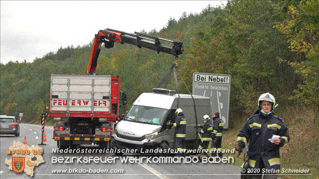 20201014 Verkehrsunfall auf der A21 zwischen Mayerling und Heiligenkreuz  Foto:  Stefan Schneider 