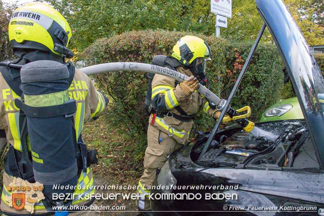 20201024 Fahrzeugbrand in Kottingbrunn  Foto:  Melanie Pock FF Kottingbrunn 