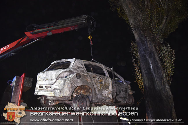 20201109 Verkehrsunfall auf der LB210 zwischen Oberwaltersdorf und Ebreichsdorf  Foto:  Thomas Lenger