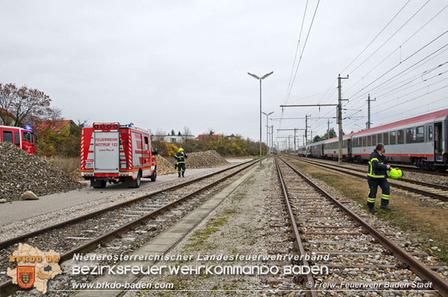 20201112 Brandverdacht bei Eurocity-Zug am Frachtenbahnhof Baden  Fotos:  Freiwillige Feuerwehr Baden-Stadt / Roman Van de Castell