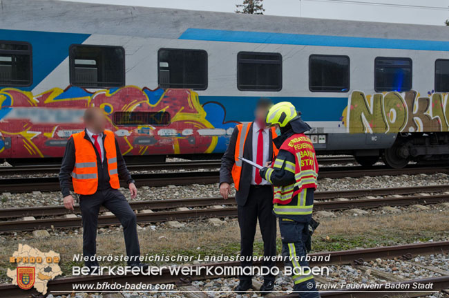 20201112 Brandverdacht bei Eurocity-Zug am Frachtenbahnhof Baden  Fotos:  Freiwillige Feuerwehr Baden-Stadt / Roman Van de Castell