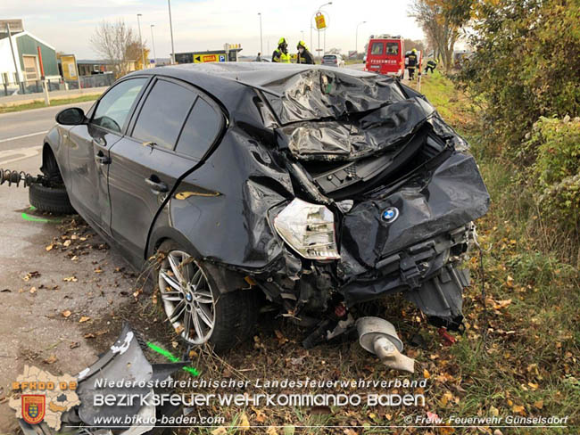 20201114 Verkehrsunfall auf der LB17 in Gnselsdorf  Foto:  Christopher Neumayer FF Gnselsdorf 