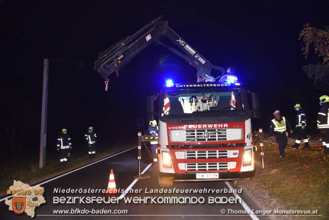 20201124 Verkehrsunfall in Reisenberg  Foto:  Thomas Lenger Monatsrevue.at