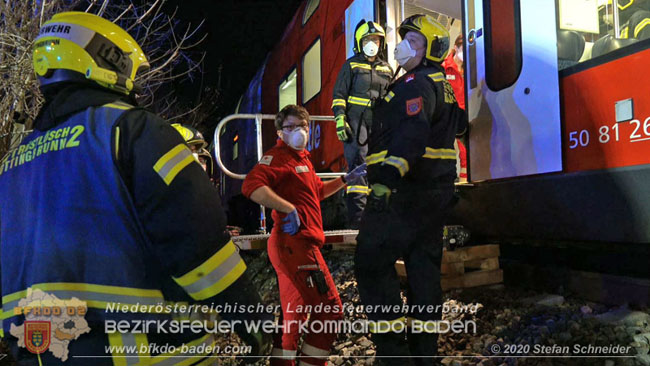 20201205 Unfall auf der Sdbahnstrecke bei Kottingbrunn  Foto:  Stefan Schneider BFKDO BADEN