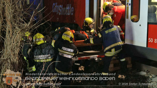 20201205 Unfall auf der Sdbahnstrecke bei Kottingbrunn  Foto:  Stefan Schneider BFKDO BADEN