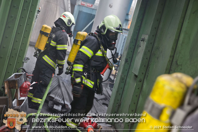 20210105 Brand einer Filteranlage whrend Revisionsarbeiten in Enzesfeld  Foto:  Stefan Schneider BFKDO Baden