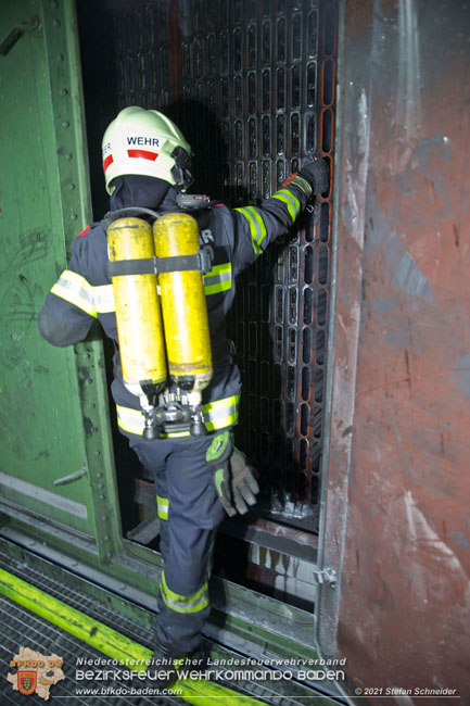 20210105 Brand einer Filteranlage whrend Revisionsarbeiten in Enzesfeld  Foto:  Stefan Schneider BFKDO Baden