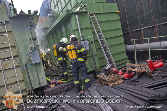 20210105 Brand einer Filteranlage whrend Revisionsarbeiten in Enzesfeld  Foto:  Stefan Schneider BFKDO Baden