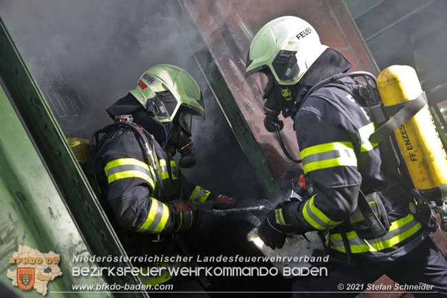 20210105 Brand einer Filteranlage während Revisionsarbeiten in Enzesfeld Foto: © Stefan Schneider BFKDO Baden 20210105 Brand einer Filteranlage während Revisionsarbeiten in Enzesfeld Foto: © Stefan Schneider BFKDO Baden