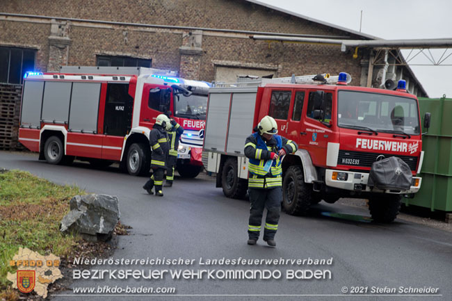 20210105 Brand einer Filteranlage während Revisionsarbeiten in Enzesfeld Foto: © Stefan Schneider BFKDO Baden 20210105 Brand einer Filteranlage während Revisionsarbeiten in Enzesfeld Foto: © Stefan Schneider BFKDO Baden
