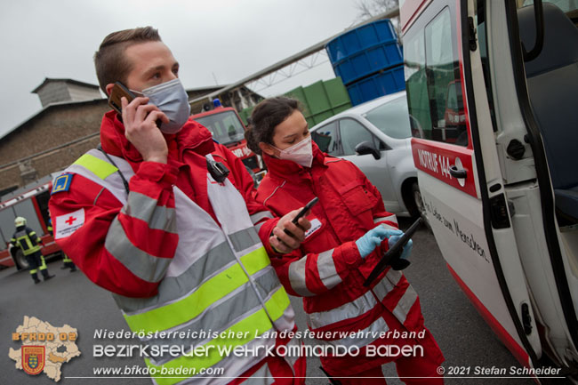 20210105 Brand einer Filteranlage während Revisionsarbeiten in Enzesfeld Foto: © Stefan Schneider BFKDO Baden 20210105 Brand einer Filteranlage während Revisionsarbeiten in Enzesfeld Foto: © Stefan Schneider BFKDO Baden