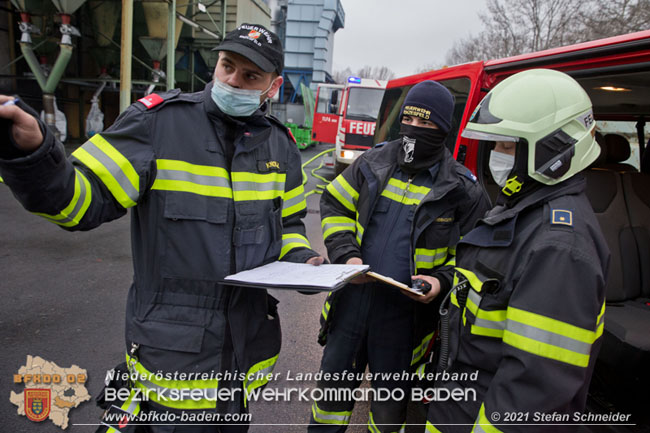 20210105 Brand einer Filteranlage während Revisionsarbeiten in Enzesfeld Foto: © Stefan Schneider BFKDO Baden 20210105 Brand einer Filteranlage während Revisionsarbeiten in Enzesfeld Foto: © Stefan Schneider BFKDO Baden