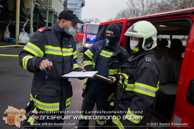 20210105 Brand einer Filteranlage während Revisionsarbeiten in Enzesfeld Foto: © Stefan Schneider BFKDO Baden 20210105 Brand einer Filteranlage während Revisionsarbeiten in Enzesfeld Foto: © Stefan Schneider BFKDO Baden