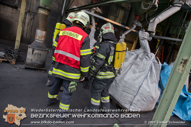 20210105 Brand einer Filteranlage whrend Revisionsarbeiten in Enzesfeld  Foto:  Stefan Schneider BFKDO Baden