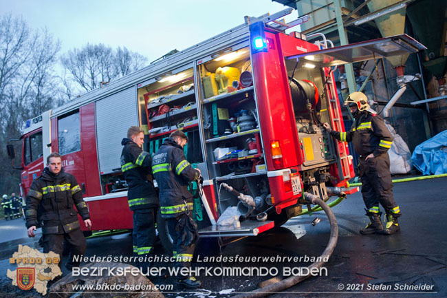 20210105 Brand einer Filteranlage whrend Revisionsarbeiten in Enzesfeld  Foto:  Stefan Schneider BFKDO Baden