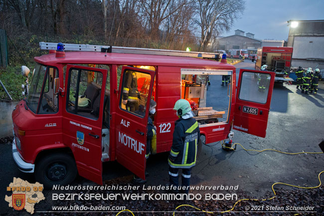 20210105 Brand einer Filteranlage während Revisionsarbeiten in Enzesfeld Foto: © Stefan Schneider BFKDO Baden 20210105 Brand einer Filteranlage während Revisionsarbeiten in Enzesfeld Foto: © Stefan Schneider BFKDO Baden