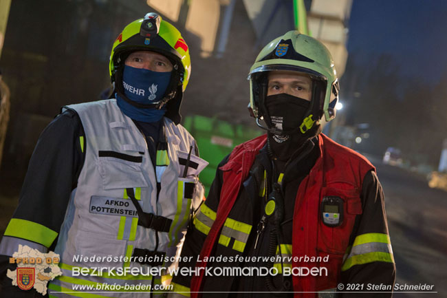20210105 Brand einer Filteranlage während Revisionsarbeiten in Enzesfeld Foto: © Stefan Schneider BFKDO Baden 20210105 Brand einer Filteranlage während Revisionsarbeiten in Enzesfeld Foto: © Stefan Schneider BFKDO Baden