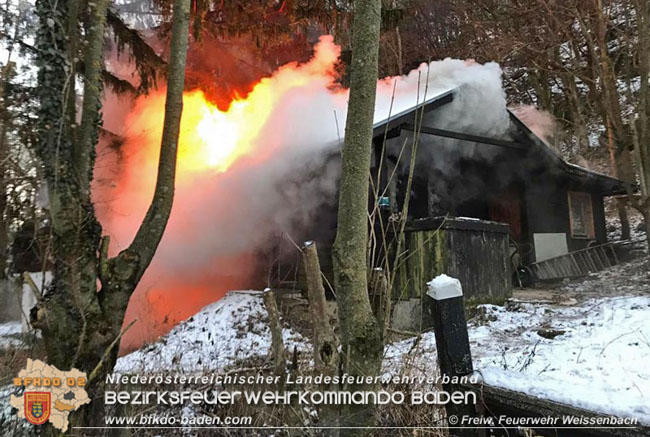 20210111 Brand einer Holzhtte im Waldgebiet Furth a.d.Triesting   Foto:  FF Weissenbach/Triesting