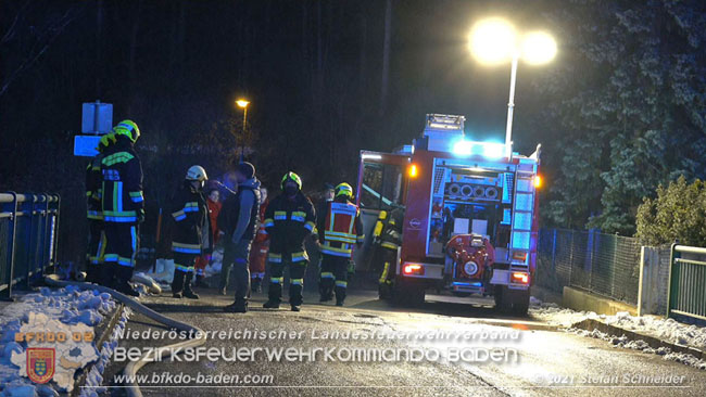 20210111 Brand einer Holzhtte im Waldgebiet Furth a.d.Triesting   Foto:  Stefan Schneider BFKDO Baden