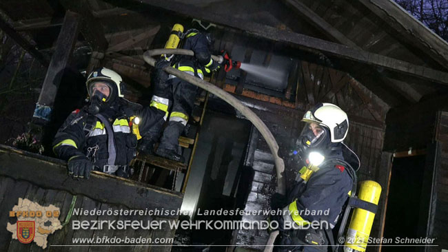 20210111 Brand einer Holzhtte im Waldgebiet Furth a.d.Triesting   Foto:  Stefan Schneider BFKDO Baden