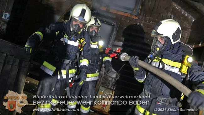 20210111 Brand einer Holzhtte im Waldgebiet Furth a.d.Triesting   Foto:  Stefan Schneider BFKDO Baden